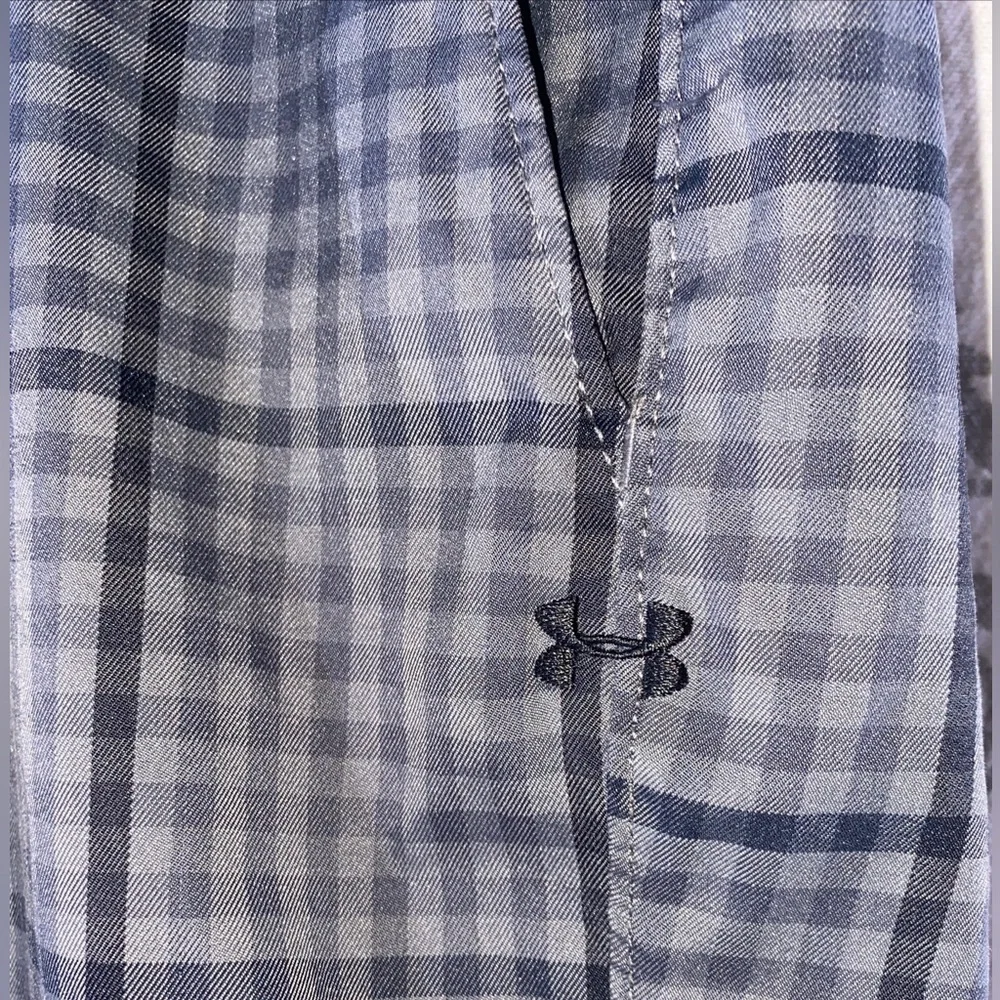 Under Armour good preowned